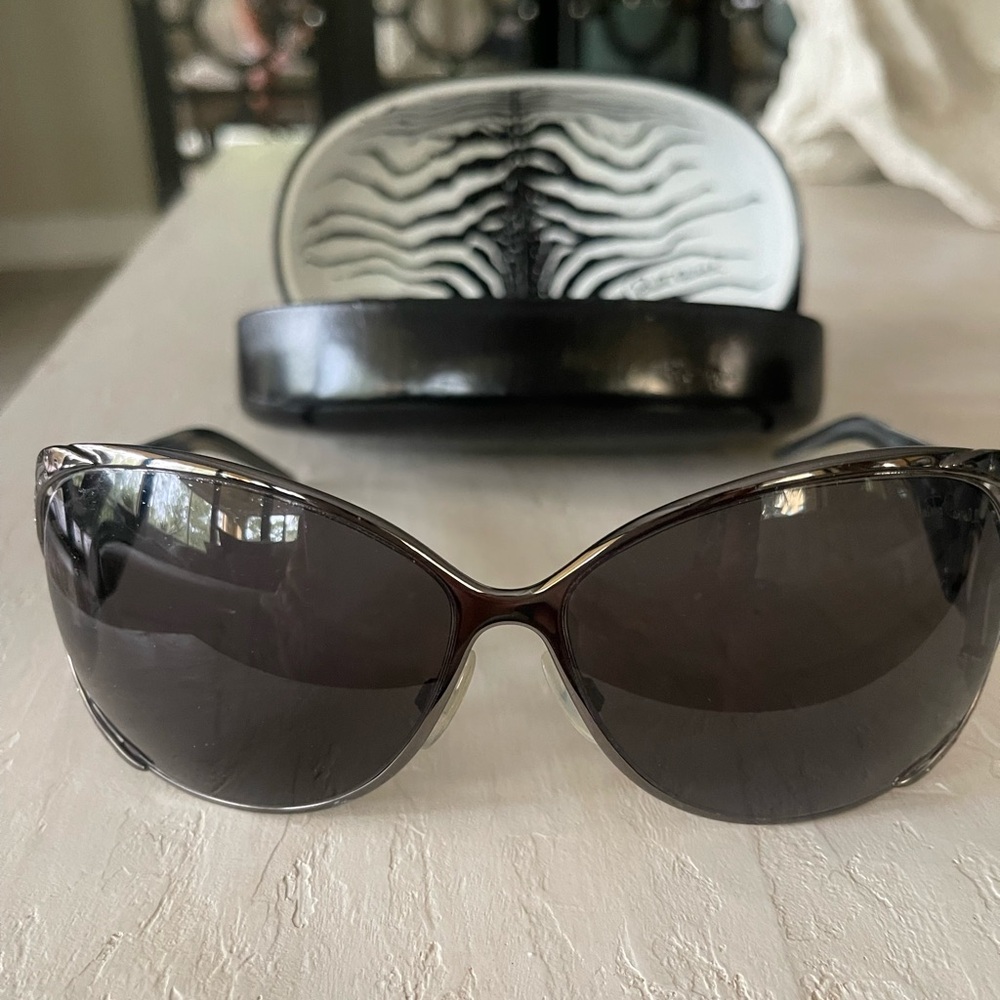 Roberto Cavalli  Black Sunglasses with Swarovski crystals